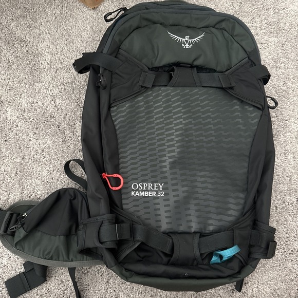 OSPREY Other - Osprey Kamber 32L  Ski Backpack w/Hip Belt, Adjustable Straps, 4 Pockets GREAT